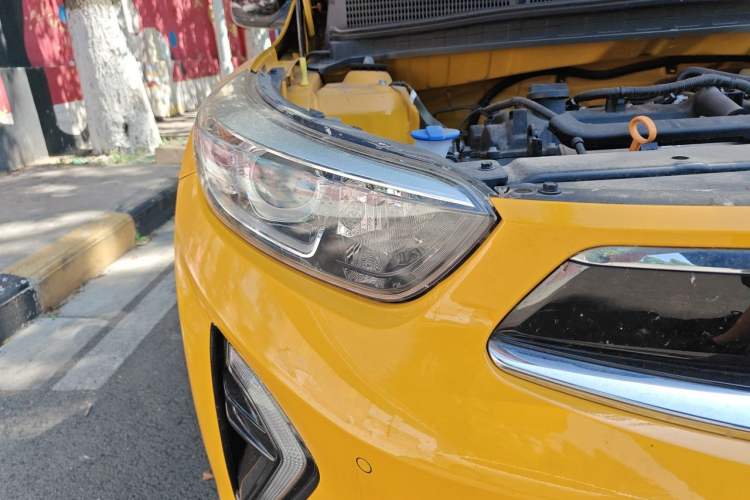 Used Kia kx1 Stonic 2021 1.4L CVT Sunroof Model Right Front Headlight