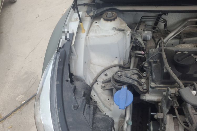 Used Kia kx1 Stonic 2021 1.4L CVT Fun & Sunroof Model Engine Bay Right