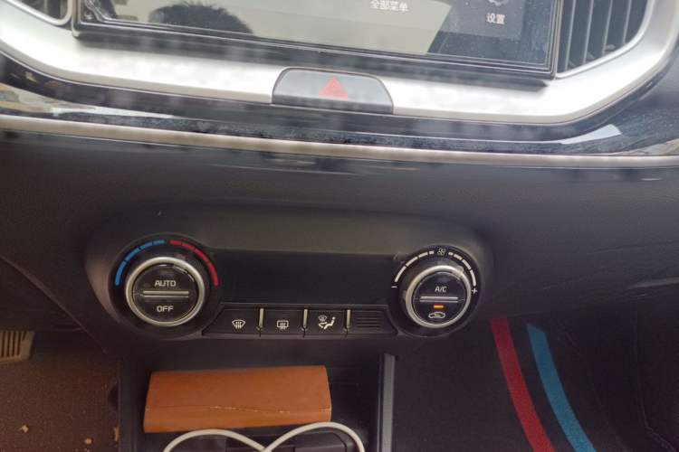 Used Kia kx1 Stonic 2021 1.4L CVT Sunroof Model Audio And AC Panel