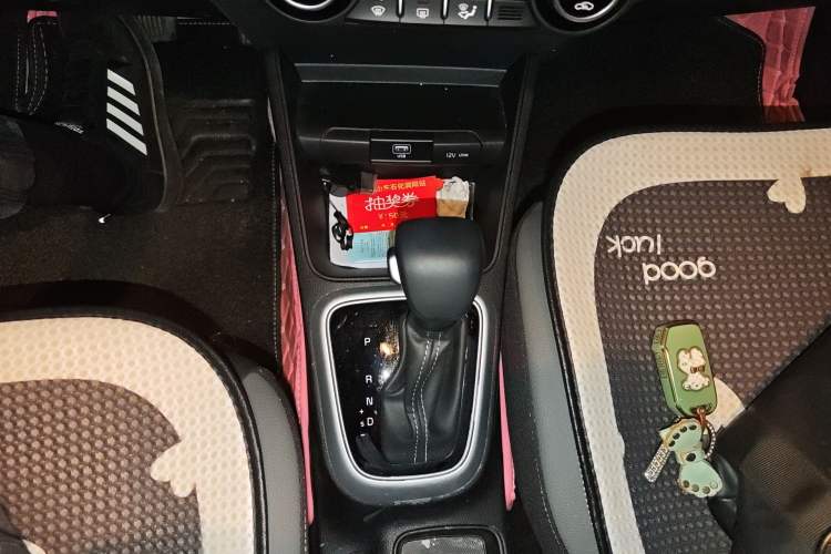 Used Kia kx1 Stonic 2021 1.4L CVT Sunroof Model Gear Lever