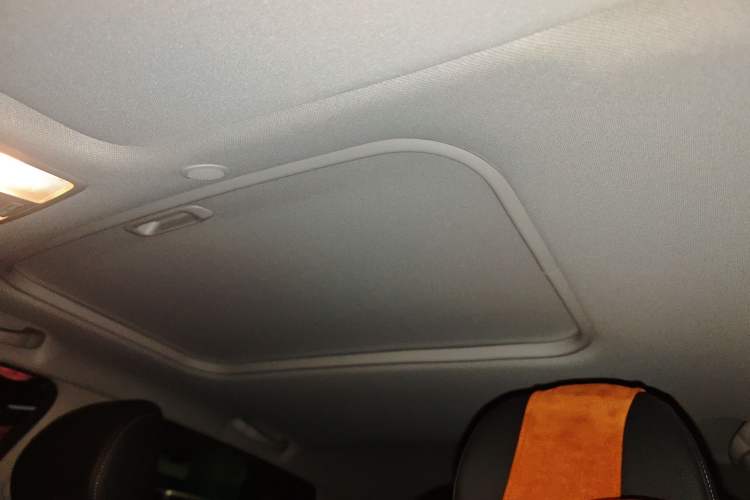 Used Kia kx1 Stonic 2021 1.4L CVT Sunroof Model Headliner