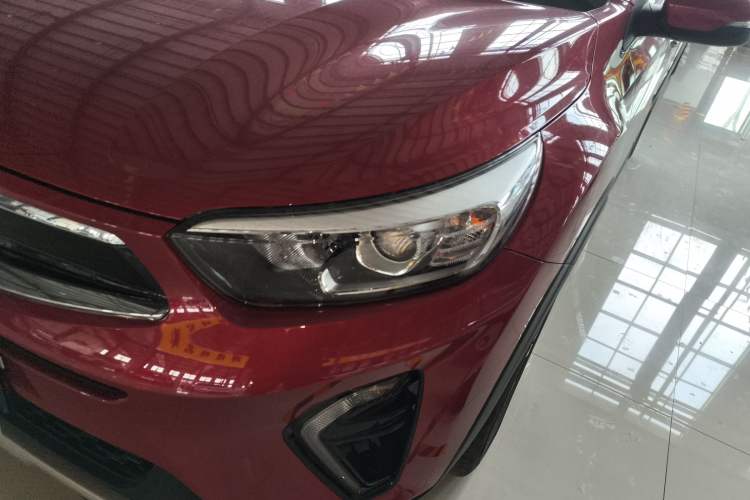 Used Kia kx1 Stonic 2021 1.4L CVT Fun Edition Left Front Headlight