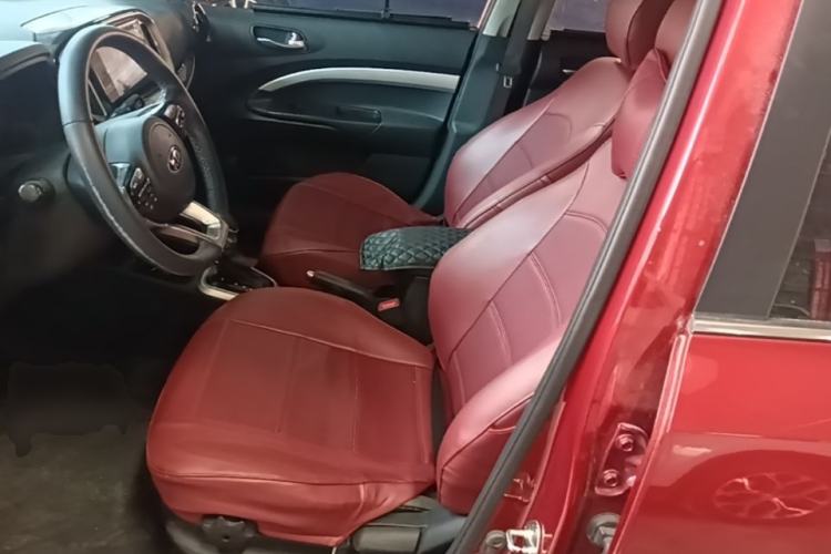 Used Kia kx1 Stonic 2021 1.4L Automatic Fun Edition Left Front Seat