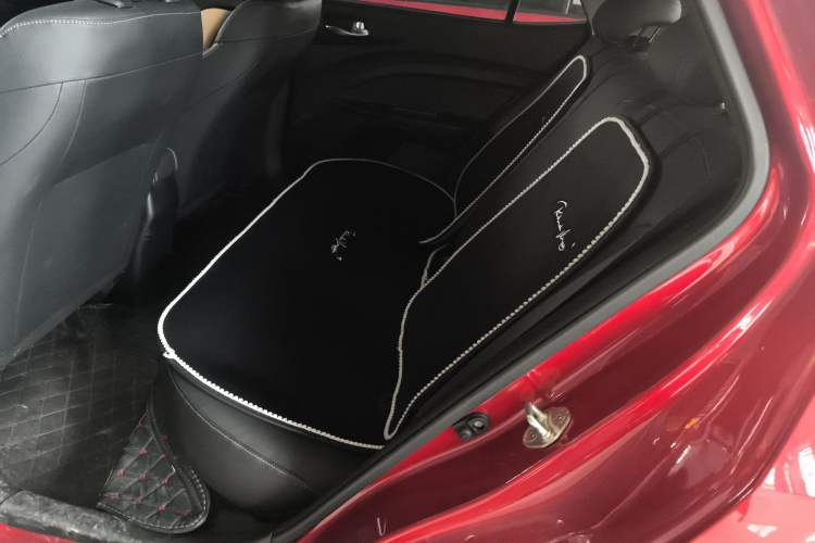 Used Kia kx1 Stonic 2021 1.4L CVT Fun Edition Left Rear Seat