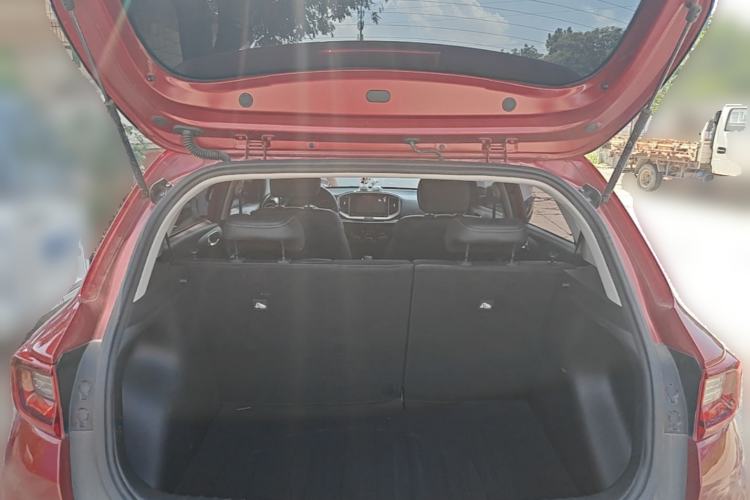 Used Kia kx1 Stonic 2021 1.4L CVT Fun Edition Trunk