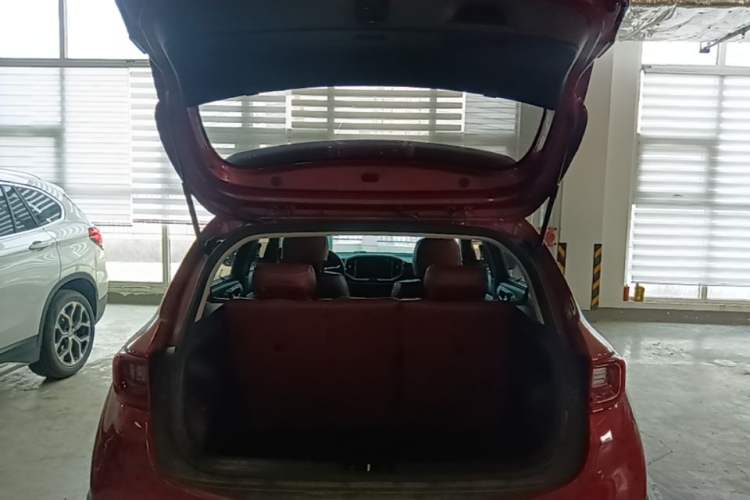 Used Kia kx1 Stonic 2021 1.4L Automatic Fun Edition Trunk