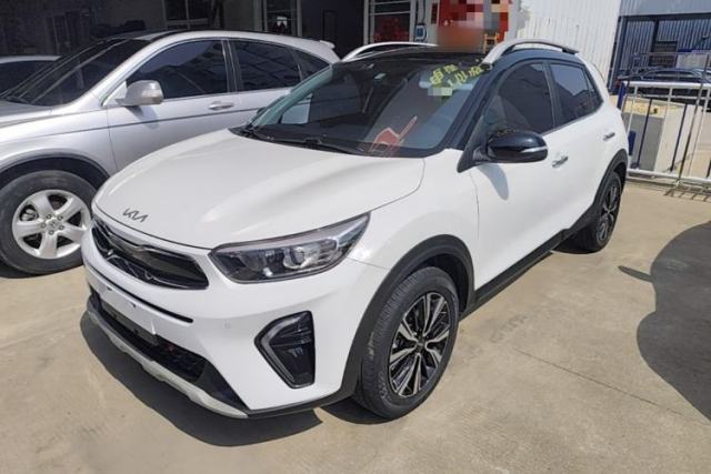 Used Kia kx1 Stonic 2021 1.4L CVT Sunroof Model