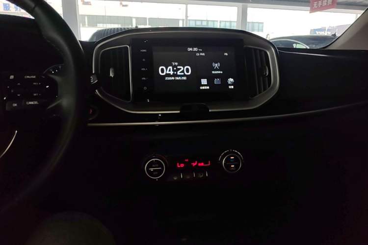 Used Kia kx1 Stonic 2021 1.4L CVT Sunroof Model Audio And AC Panel