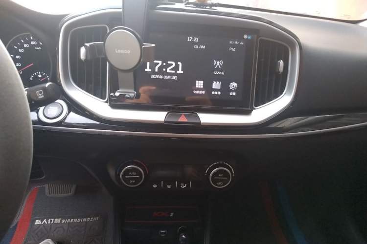 Used Kia kx1 Stonic 2021 1.4L CVT Sunroof Model Audio And AC Panel
