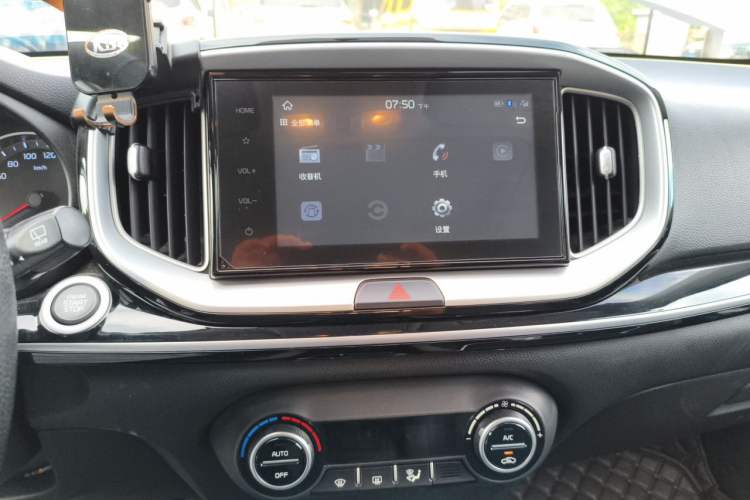Used Kia kx1 Stonic 2021 1.4L CVT Sunroof Model Audio And AC Panel