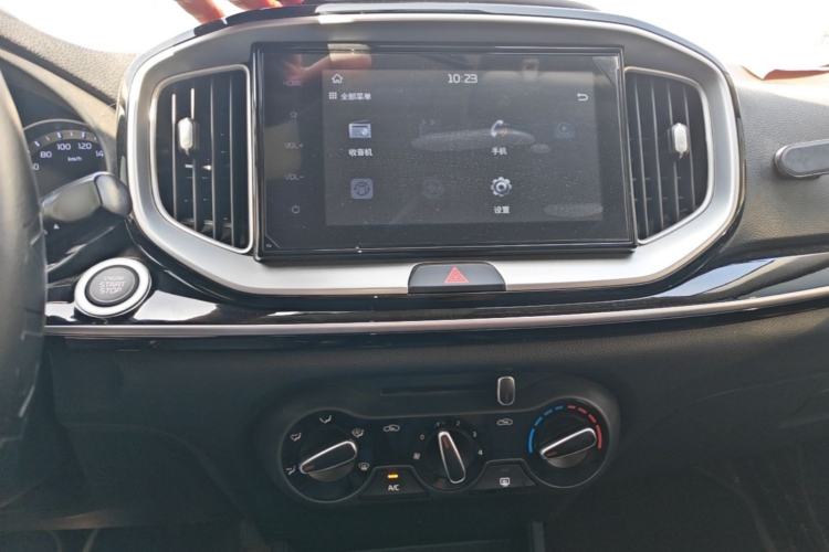 Used Kia kx1 Stonic 2021 1.4L CVT Fun Edition Audio And AC Panel