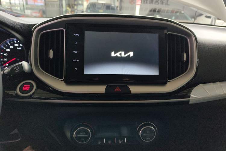 Used Kia kx1 Stonic 2021 1.4L CVT Sunroof Model Audio And AC Panel