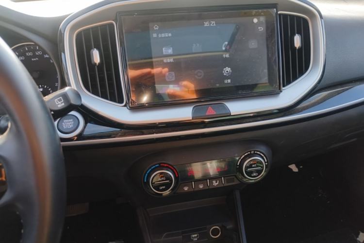 Used Kia kx1 Stonic 2021 1.4L CVT Sunroof Model Audio And AC Panel
