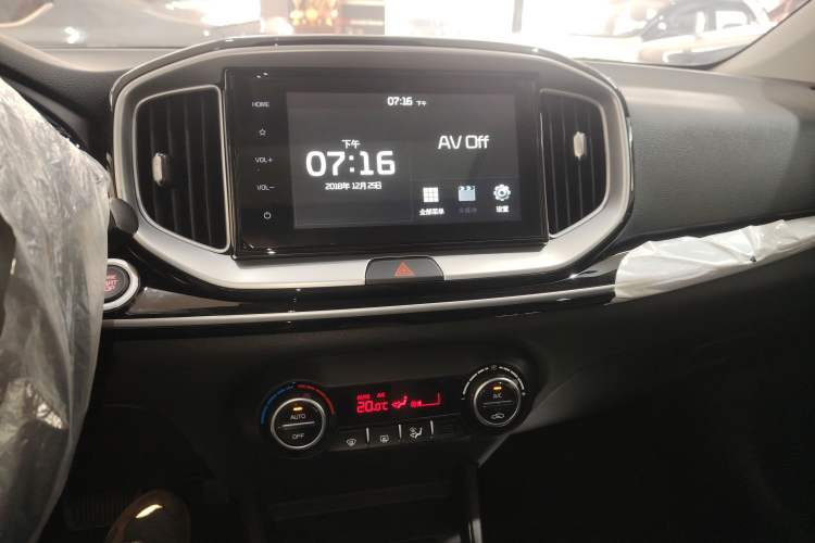 Used Kia kx1 Stonic 2021 1.4L CVT Sunroof Model Audio And AC Panel