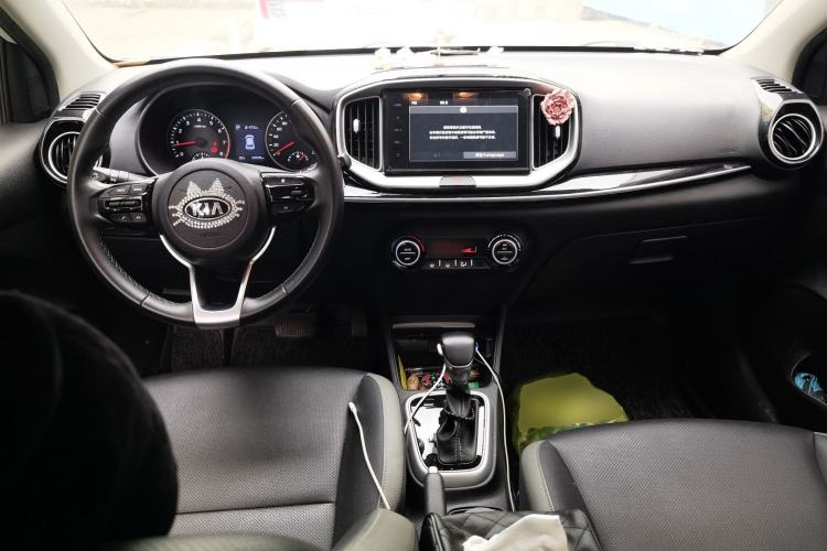 Used Kia kx1 Stonic 2021 1.4L Automatic Fun & Sport Edition Center Console