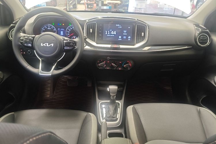 Used Kia kx1 Stonic 2021 1.4L CVT Fun Edition Center Console