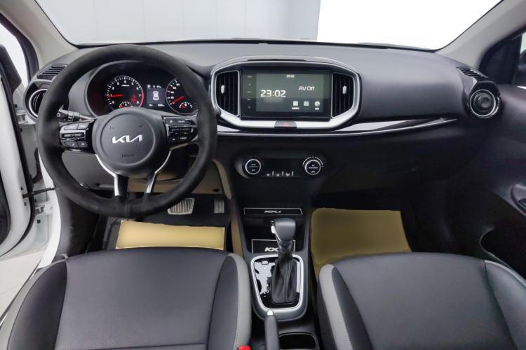 Used Kia kx1 Stonic 2021 1.4L CVT Sunroof Model Center Console