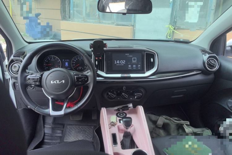 Used Kia kx1 Stonic 2021 1.4L Automatic Fun Edition Center Console