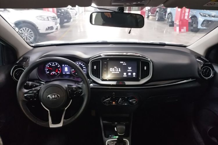 Used Kia kx1 Stonic 2021 1.4L CVT Fun Edition Center Console