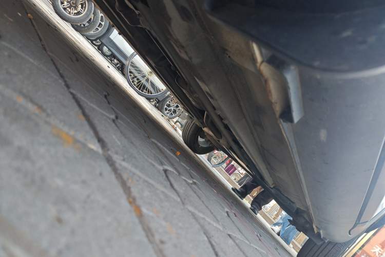 Used Kia kx1 Stonic 2021 1.4L CVT Fun & Sunroof Model Chassis Front Left