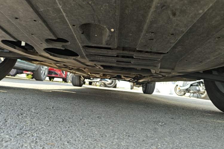 Used Kia kx1 Stonic 2021 1.4L CVT Fun & Sunroof Model Chassis Front