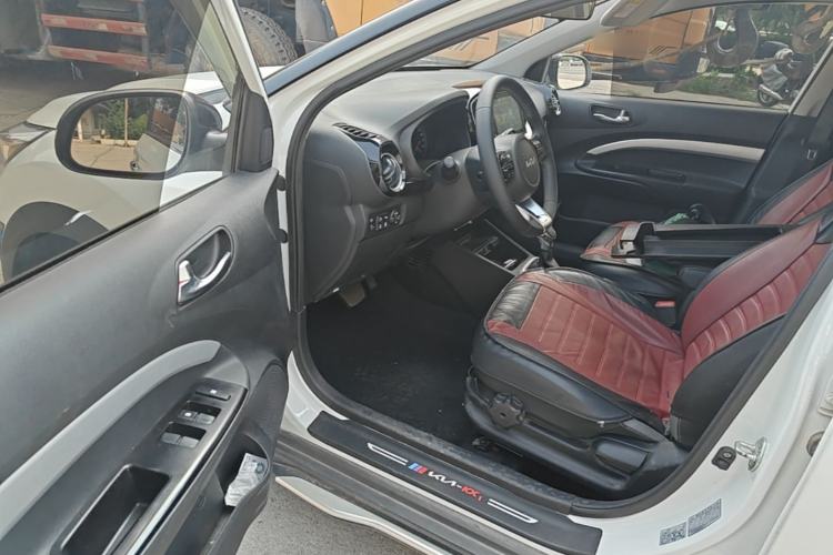 Used Kia kx1 Stonic 2021 1.4L CVT Sunroof Model Driver Seat