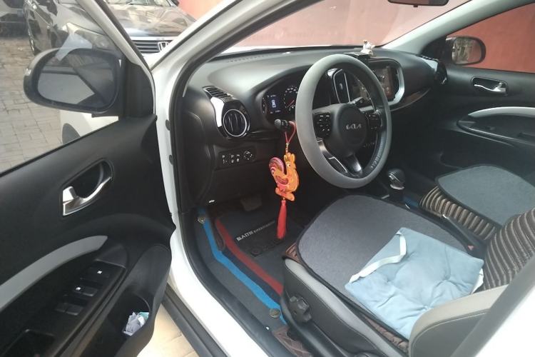 Used Kia kx1 Stonic 2021 1.4L CVT Sunroof Model Driver Seat