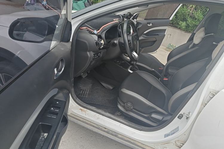 Used Kia kx1 Stonic 2021 1.4L Automatic Fun & Sport Edition Driver Seat
