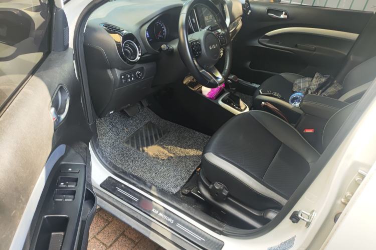 Used Kia kx1 Stonic 2021 1.4L CVT Fun & Sunroof Model Driver Seat