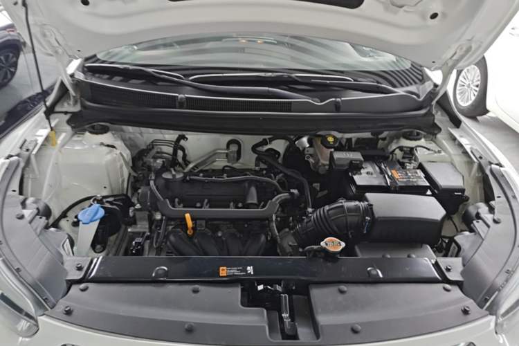Used Kia kx1 Stonic 2021 1.4L CVT Sunroof Model Engine Bay