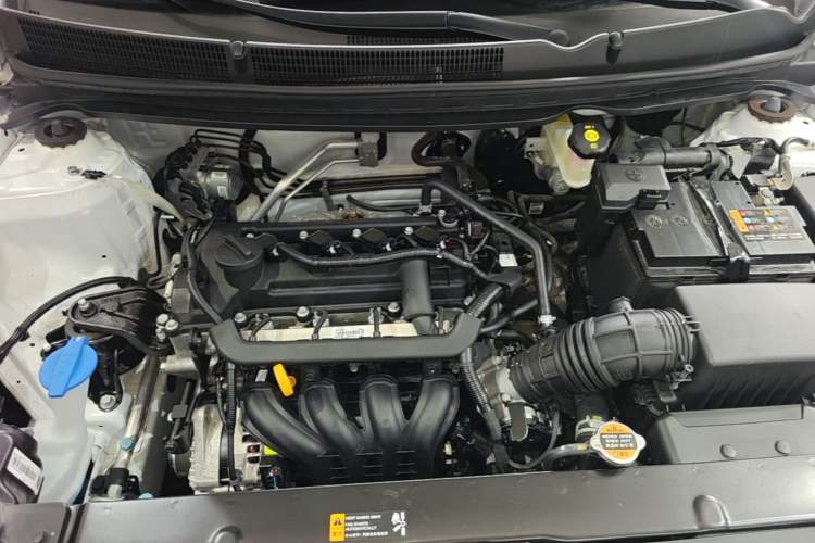 Used Kia kx1 Stonic 2021 1.4L CVT Fun & Sunroof Model Engine Bay