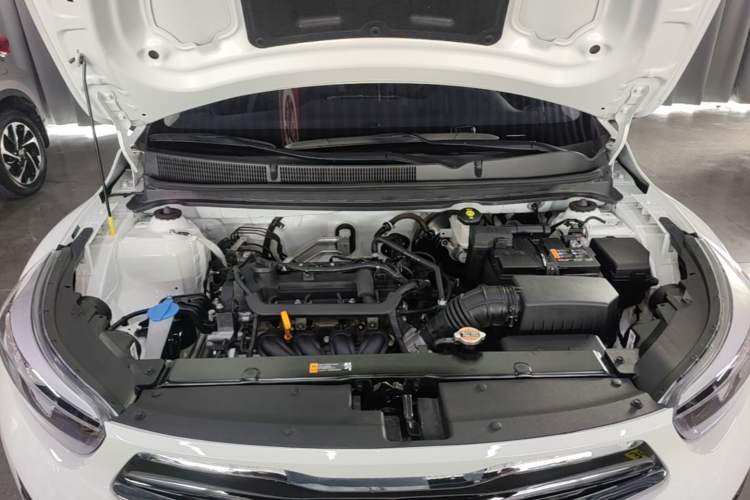 Used Kia kx1 Stonic 2021 1.4L CVT Sunroof Model Engine Bay