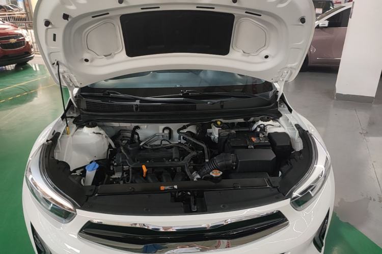 Used Kia kx1 Stonic 2021 1.4L CVT Fun Edition Engine Bay