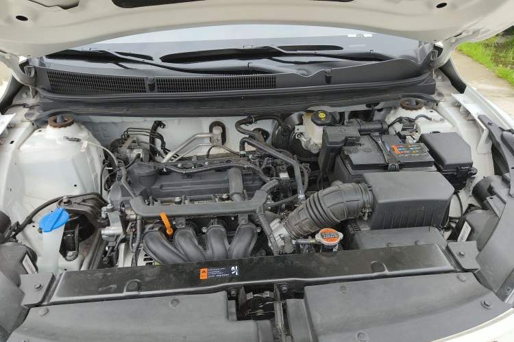 Used Kia kx1 Stonic 2021 1.4L CVT Sunroof Model Engine Bay