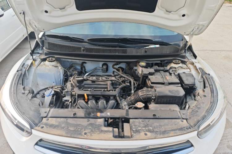 Used Kia kx1 Stonic 2021 1.4L CVT Sunroof Model Engine Bay