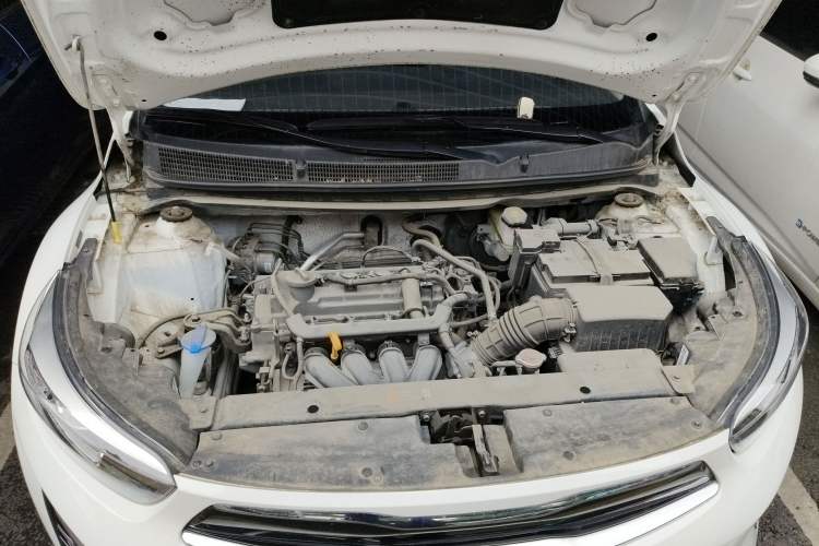 Used Kia kx1 Stonic 2021 1.4L CVT Fun Edition Engine Bay