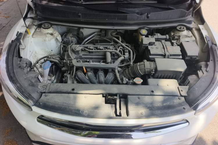 Used Kia kx1 Stonic 2021 1.4L CVT Sunroof Model Engine Bay