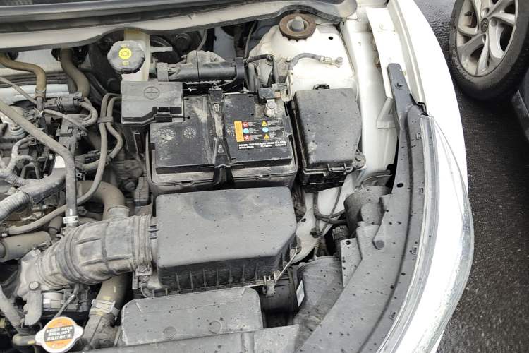 Used Kia kx1 Stonic 2021 1.4L CVT Fun & Sunroof Model Engine Bay Left