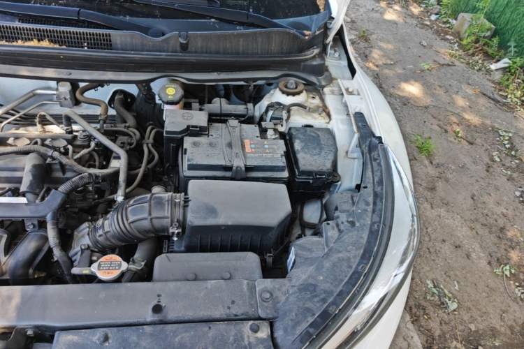Used Kia kx1 Stonic 2021 1.4L CVT Sunroof Model Engine Bay Left