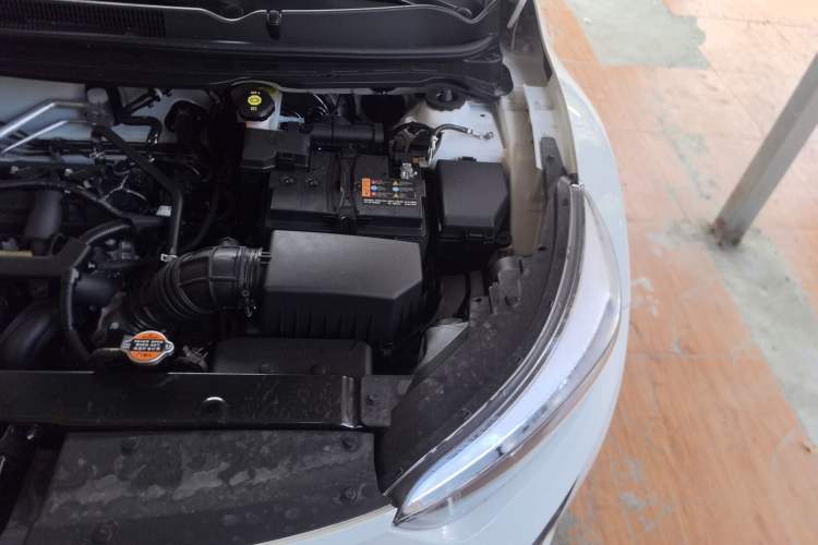 Used Kia kx1 Stonic 2021 1.4L CVT Fun & Sunroof Model Engine Bay Left