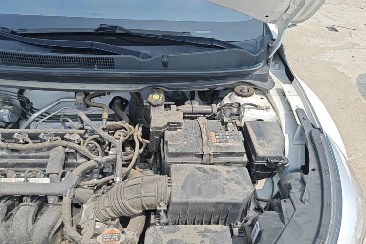 Used Kia kx1 Stonic 2021 1.4L CVT Sunroof Model Engine Bay Left
