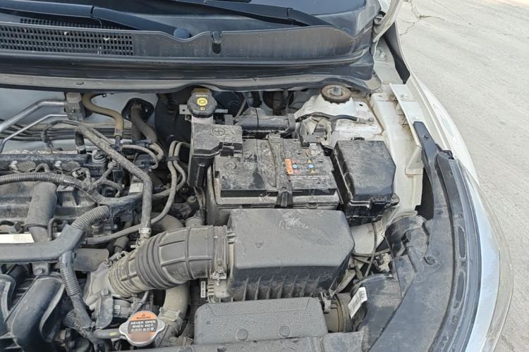 Used Kia kx1 Stonic 2021 1.4L CVT Sunroof Model Engine Bay Left