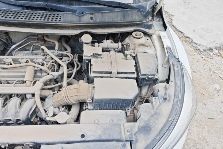 Used Kia kx1 Stonic 2021 1.4L CVT Fun Edition Engine Bay Left