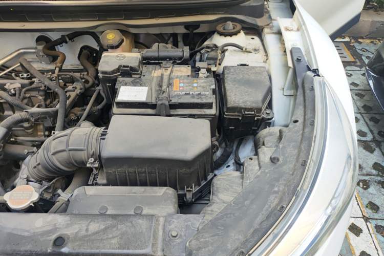 Used Kia kx1 Stonic 2021 1.4L CVT Fun & Sunroof Model Engine Bay Left