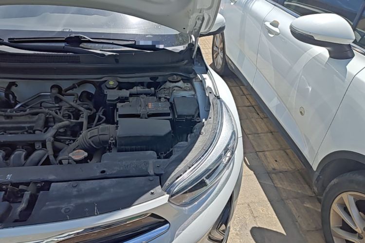 Used Kia kx1 Stonic 2021 1.4L CVT Fun Edition Engine Bay Left