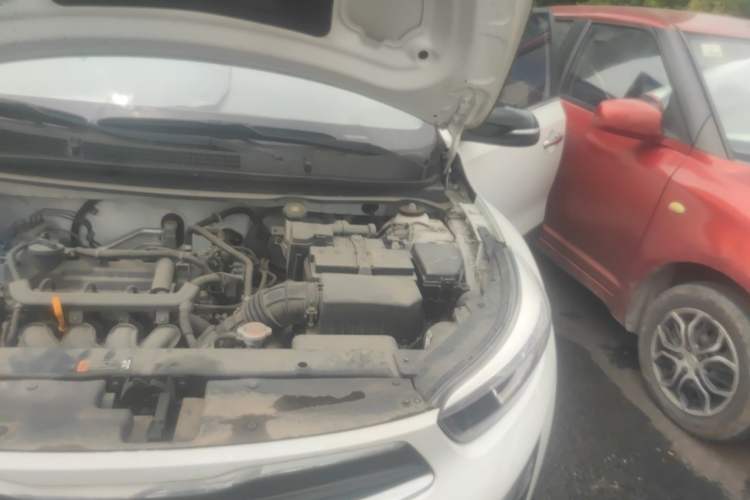 Used Kia kx1 Stonic 2021 1.4L CVT Sunroof Model Engine Bay Left