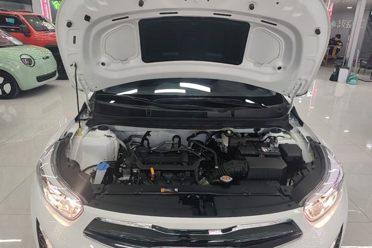 Used Kia kx1 Stonic 2021 1.4L CVT Fun Edition Engine Bay