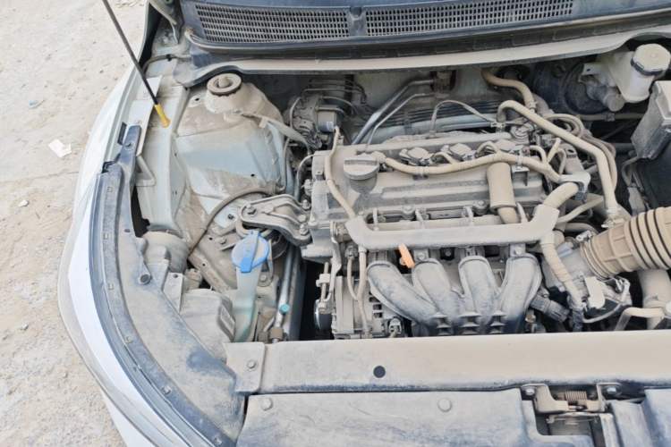 Used Kia kx1 Stonic 2021 1.4L CVT Fun Edition Engine Bay Right