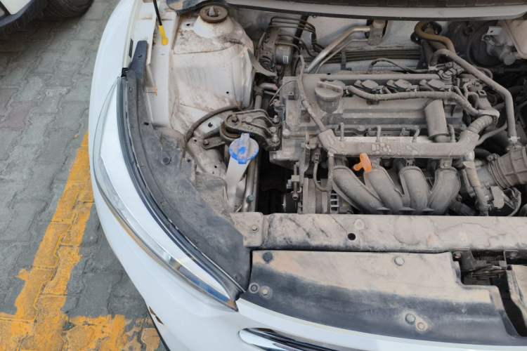 Used Kia kx1 Stonic 2021 1.4L CVT Sunroof Model Engine Bay Right