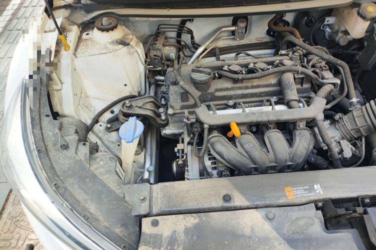 Used Kia kx1 Stonic 2021 1.4L CVT Fun & Sunroof Model Engine Bay Right